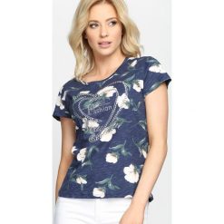 Niebieski T-shirt Text Me. Niebieskie t-shirty damskie Born2be, l. Za 24,99 zł.