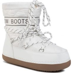 Buty DEEZEE - WS19002-01 White. Białe śniegowce damskie DeeZee, ze skóry ekologicznej, bez zapięcia. Za 149,99 zł.