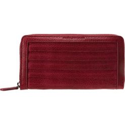 Portfele damskie: FREDsBRUDER WALLET GÜRTELTIER BIG Portfel pink