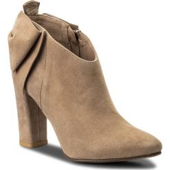 Botki KARINO - 2493/007-P Jasny Brąz. Pomarańczowe botki damskie skórzane marki Karino, na obcasie. W wyprzedaży za 239,00 zł.