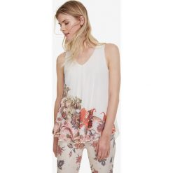Desigual Scarlett Podkoszulek Biały. Białe podkoszulki damskie Desigual, m, z nadrukiem, z elastanu, bez rękawów. Za 274,95 zł.