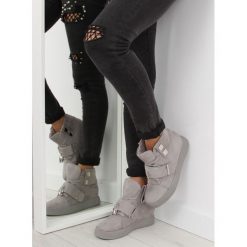 Sneakersy szare KOURTNEY. Szare buty sportowe damskie FunKee.pl, bez wzorów, z tkaniny, sportowe. Za 118,99 zł.