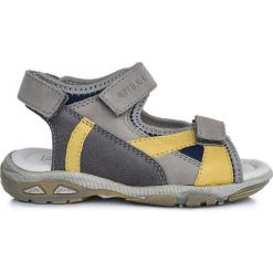 D-D-step sandały chłopięce 25 szare. Szare sandały chłopięce D-D-Step, na rzepy. Za 185,00 zł.