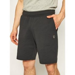 Szorty sportowe EA7 Emporio Armani 8NPS75 PJ05Z 1200. Czarne spodenki sportowe męskie EA7 Emporio Armani, xl, bez wzorów, z bawełny, sportowe. Za 399,00 zł.