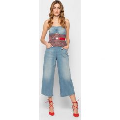 Kombinezon Elisabetta Franchi TJ-05l-93E2-V499. Niebieskie kombinezony damskie Elisabetta Franchi, l, bez wzorów, z elastanu, bez kołnierzyka, bez rękawów. W wyprzedaży za 1119,00 zł.