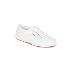 Buty Superga 2750 LAME W. Białe trampki i tenisówki damskie Superga, bez wzorów, bez zapięcia. Za 258,30 zł.