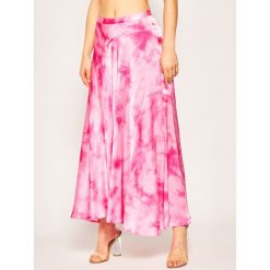Spódnica maxi Guess W0GD57 WCUY0. Różowe spódniczki damskie Guess, l, z aplikacjami, z wiskozy, maxi. W wyprzedaży za 329,00 zł.