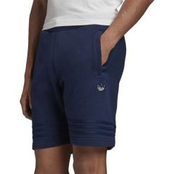 ADIDAS SILVER OUTLINE SHORTS > FM3925. Szare spodenki i szorty męskie Adidas, s, bez wzorów, z bawełny, klasyczne. Za 149,99 zł.