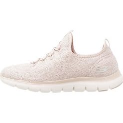 Skechers Sport FLEX APPEAL 2.0 Półbuty wsuwane taupe. Szare półbuty damskie marki Skechers Sport, z tworzywa sztucznego, sportowe, na niskim obcasie. W wyprzedaży za 269,10 zł.