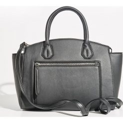 Torba City Bag - Czarny. Czarne torebki klasyczne damskie marki Sinsay. W wyprzedaży za 49,99 zł.