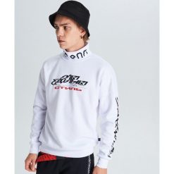 Bluza z golfem - Biały. Bluzy męskie Cropp. Za 99,99 zł.