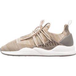 Trampki męskie: Cortica INTUOUS KNIT Tenisówki i Trampki sand