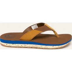 Jack Wolfskin - Japonki skórzane Beachster. Czarne kapcie męskie Jack Wolfskin, ze skóry, bez zapięcia. W wyprzedaży za 199,90 zł.