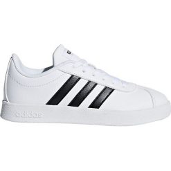 BUTY VL COURT 2.0. Trampki i tenisówki damskie Adidas, w paski, z gumy, z paskami. W wyprzedaży za 129,99 zł.