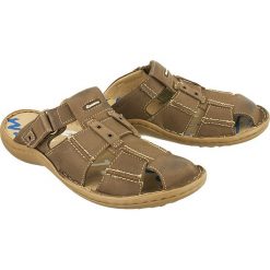 KRISBUT 1117-6-1 khaki, klapki męskie. Brązowe kapcie męskie Krisbut, ze skóry. Za 229,90 zł.