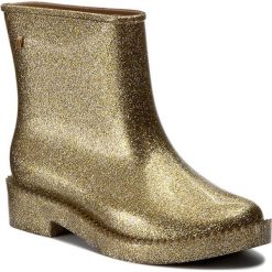 Kalosze MELISSA - Rain Drop Boot Ad 32185 Glass Silver Glitter 03586. Żółte kalosze damskie Melissa, bez wzorów, z tworzywa sztucznego. W wyprzedaży za 219,00 zł.