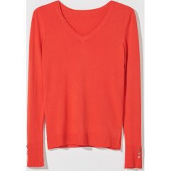 Wiskozowy sweter typu slim - Czerwony. Czerwone swetry damskie Mohito, s, bez wzorów, z wiskozy, bez rękawów, bez kaptura. Za 59,99 zł.
