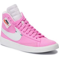 Buty NIKE - Blazer Mid Rebel BQ4022 602 Psychic Pink/Summit White. Różowe półbuty damskie Nike, na co dzień, bez wzorów, ze skóry ekologicznej, bez obcasa, na płaskiej podeszwie, bez zapięcia. W wyprzedaży za 329,00 zł.