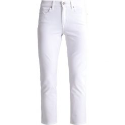 Jeansy damskie: Escada Sport LINDA CAPRI Jeansy Straight Leg weiss