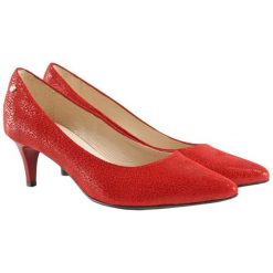 Buty ślubne damskie: Skórzane czółenka w kolorze czerwonym