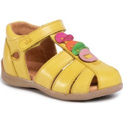 Sandały FRODDO - G2150114-4 S Yellow. Żółte sandały dziewczęce Froddo, ze skóry, bez zapięcia. W wyprzedaży za 199,00 zł.