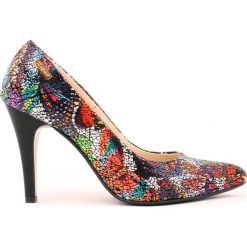 Szpilki - skóra naturalna - model 035 - kolor motyl. Białe czółenka damskie Zapato, na imprezę, z nadrukiem, ze skóry, eleganckie, na wysokim obcasie, na obcasie, bez zapięcia. W wyprzedaży za 179,40 zł.