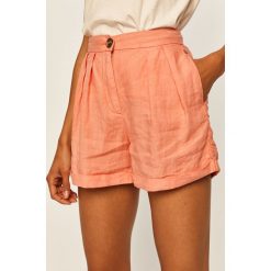 Pepe Jeans - Szorty Emma. Różowe szorty damskie Pepe Jeans, s, bez wzorów, z bawełny, casualowe. W wyprzedaży za 129,90 zł.