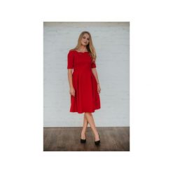 Bergenia red. Czerwone sukienki damskie Vesna, s, bez wzorów, z wiskozy, bez kołnierzyka, bez rękawów, rozkloszowane. Za 399,00 zł.