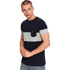 T-shirt krótki rękaw męski z haftem, z aplikacją. Niebieskie t-shirty męskie na zimę, s, z haftami, z bawełny, krótkie. W wyprzedaży za 19,99 zł.