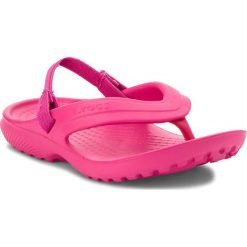 Sandały CROCS - Classic Flip K 202871 Candy Pink. Różowe sandały dziewczęce Crocs, z gumy, bez zapięcia. Za 79,00 zł.