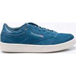 Reebok Classic - Buty Club x Montana Cans. Niebieskie buty sportowe męskie marki Reebok Classic, ze skóry, na sznurówki, reebok classic. W wyprzedaży za 239,90 zł.