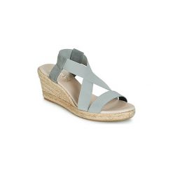 Sandały Casual Attitude JALAYEBE. Szare sandały damskie marki Casual Attitude, bez wzorów, casualowe, bez obcasa, bez zapięcia. Za 239,00 zł.