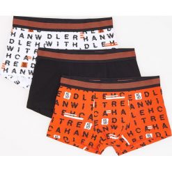 Bokserki 3 pack - Pomarańczo. Brązowe bokserki męskie Reserved. Za 59,99 zł.
