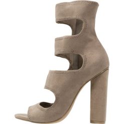 Sandały damskie: Steve Madden TAWNIE Sandały na obcasie taupe
