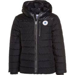 Converse MATTE SHINEY JACKET Kurtka zimowa black. Czarne kurtki męskie Converse, na zimę, z poliesteru. W wyprzedaży za 407,20 zł.
