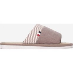 Bordowe Kapcie Hairane. Czerwone kapcie męskie Born2be. W wyprzedaży za 24,99 zł.