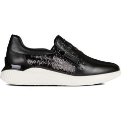 Geox - Buty. Buty sportowe damskie Geox. W wyprzedaży za 299,90 zł.
