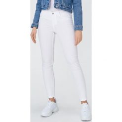 Jeansowe jegginsy skinny - Biały. Białe jeansy damskie Sinsay, z jeansu. Za 39,99 zł.