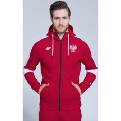 BLUZA KIBICA MĘSKA BLM501 - CZERWONY. Czerwone bluzy męskie 4f, m, z nadrukiem, z bawełny, z kapturem, bez rękawów, bez kaptura. Za 179,99 zł.
