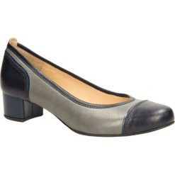 Czółenka laura messi 887. Czółenka damskie Laura Messi, bez wzorów, bez obcasa. Za 239,99 zł.