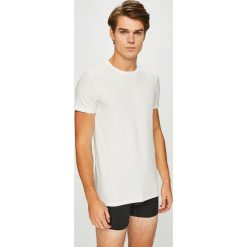 Levi's - Piżama. Białe piżamy męskie marki Levi's®, s, z elastanu, z krótkim rękawem. W wyprzedaży za 89,90 zł.