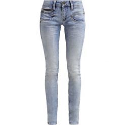 Freeman T. Porter ALEXA Jeansy Slim Fit flexy bleached. Szare jeansy damskie Freeman T. Porter, z elastanu. W wyprzedaży za 327,20 zł.