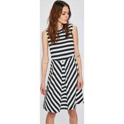 Tommy Hilfiger - Sukienka. Niebieskie sukienki damskie TOMMY HILFIGER, na co dzień, s, bez wzorów, z elastanu, casualowe, z okrągłym kołnierzem, bez rękawów, mini, rozkloszowane. W wyprzedaży za 429,90 zł.