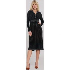 Czarno-Srebrna Sukienka Brendale. Czarne sukienki damskie Renee, na zimę, s, bez wzorów, z dzianiny, eleganckie, bez kołnierzyka, bez rękawów, długie, midi, rozkloszowane. Za 169,99 zł.