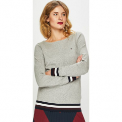 Tommy Hilfiger - Sweter. Szare swetry damskie TOMMY HILFIGER, s, bez wzorów, z bawełny, z krótkim rękawem, krótkie, bez kaptura. W wyprzedaży za 359,90 zł.