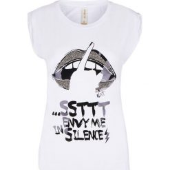 T-shirt Met. Białe koszulki damskie Met, bez wzorów, z materiału, klasyczne, z włoskim kołnierzykiem, bez rękawów. Za 69,00 zł.