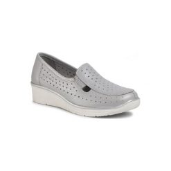 GO SOFT WI23-2160-12ME Szary. Szare półbuty damskie GO SOFT, bez wzorów, ze skóry, bez obcasa, bez zapięcia. Za 169,99 zł.