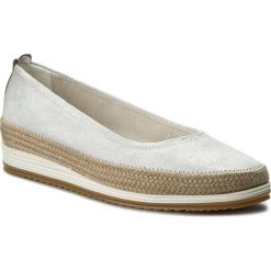 Espadryle MARCO TOZZI - 2-22119-28 Silver Comb 948. Szare espadryle damskie Marco Tozzi, na co dzień, bez wzorów, ze skóry, bez obcasa, na płaskiej podeszwie, bez zapięcia. W wyprzedaży za 219,00 zł.