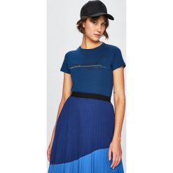 Trussardi Jeans - Top. Bluzki damskie Trussardi Jeans. W wyprzedaży za 129,90 zł.