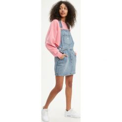 Levi's® Norah Spódnica szelkami Niebieski. Niebieskie spódniczki damskie s, bez wzorów, z bawełny. Za 430,95 zł.